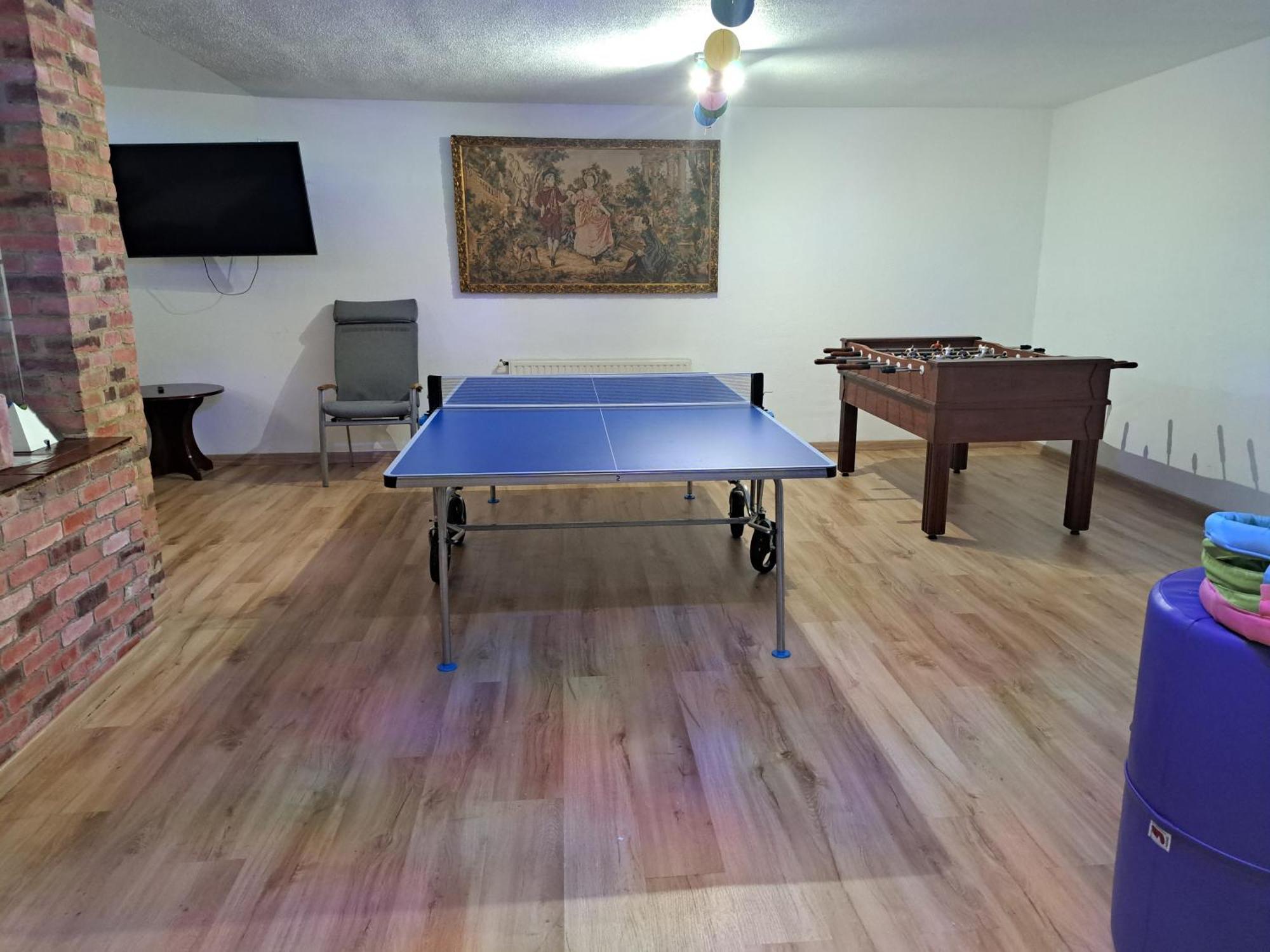 Casa Chalet, Elisa Gijon